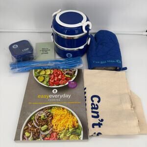 New Weight Watchers Kickstart Kit Food Containers Oven Mitt Measure Cups & More
